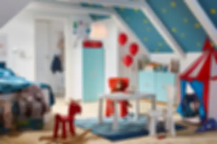 Hadirnya furnitur warna berbentuk hewan jadi ciri pemakainya adalah anak-anak.