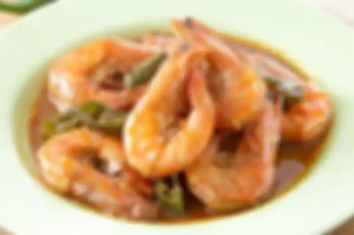 Udang Masak Bawang Putih, Hidangan Sedap Untuk Makan Malam Di Hari Libur