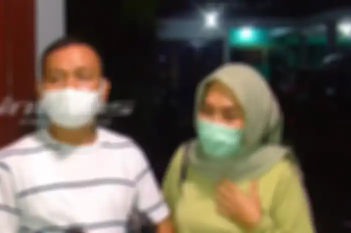Pernjelasan orang tua Ayu Ting Ting tentang haters yang membully cucunya.