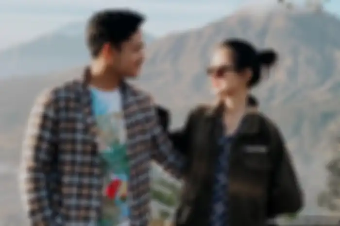 Azriel Hermansyah dan Sarah Menzel