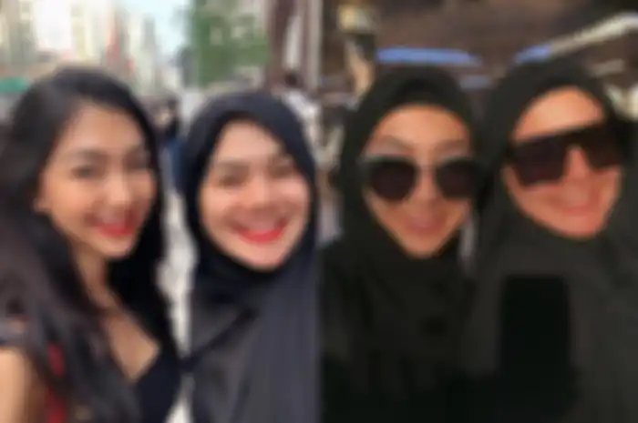 Sarita Abdul Mukti dan Shania Salsabila