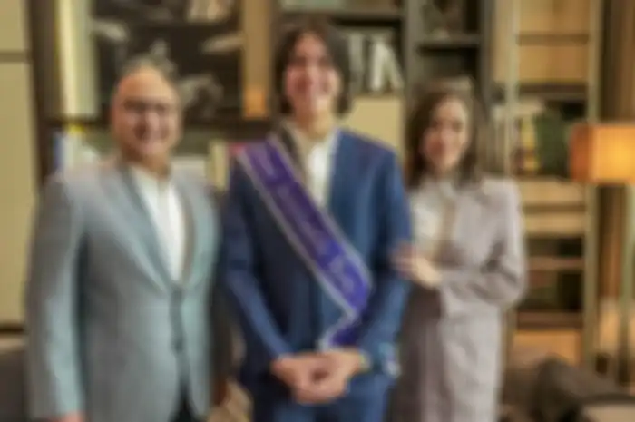 El Rumi Pilih Rayakan Wisuda Online Bareng Maia Estianty dan Irwan Mussry, Reaksi Suami Mulan Jameela Jadi Sorotan
