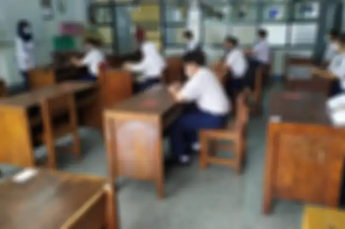  Dok. Simulasi belajar tatap muka di SMP 17 Agustus 1945 Surabaya, Senin (07/12/2020).