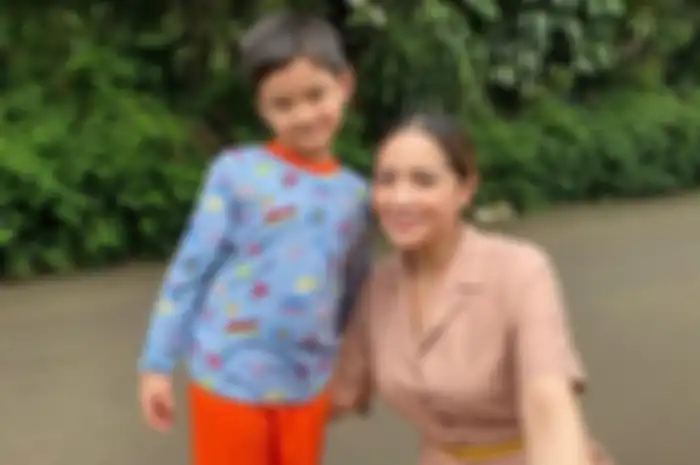 Rafathar dan Nagita Slavina.