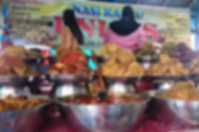 Nasi kapau ternyata berbeda dengan nasi padang lho, sob.