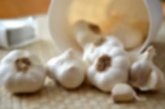 simpan bawang putih di kulkas ternyata berbahaya, kok bisa?