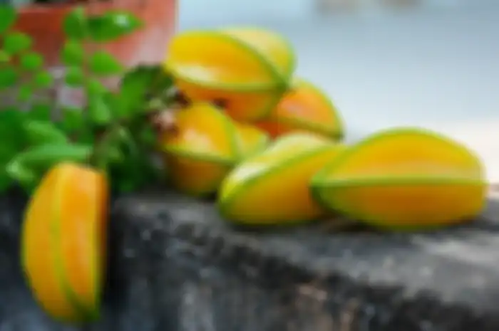 Manfaat buah belimbing untuk kesehatan.