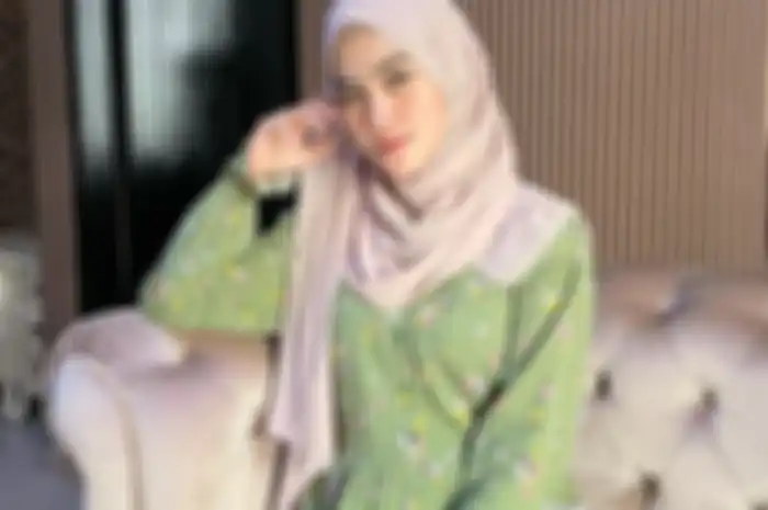 Henny Rahman, istri Alvin Faiz