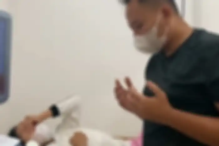 Kalina Octaranny mengalami keguguran, begini unggahan sang suami, Vicky Prasetyo.