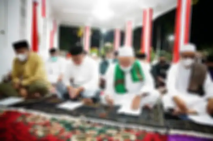 Istighosah Qubro sekaligus zikir, doa dan shalawat bersama di Rumah dinas Walikota Pangkalpinang, Selasa (24/8/2021)