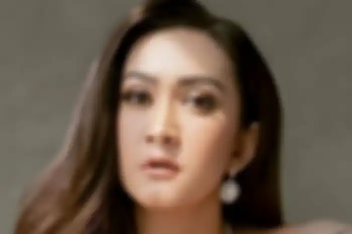 Nafa Urbach diteror pinjaman online (pinjol)