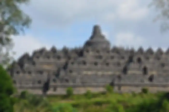Indonesia memiliki banyak candi khususnya di daerah Jawa Tengah.
