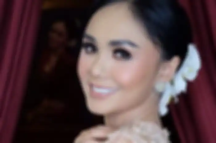 Yuni Shara 