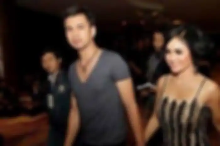 Raffi Ahmad dan Yuni Shara kala masih pacaran dulu