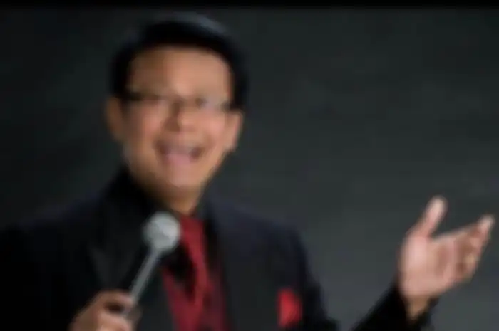 Koes Hendratmo meninggal dunia. 