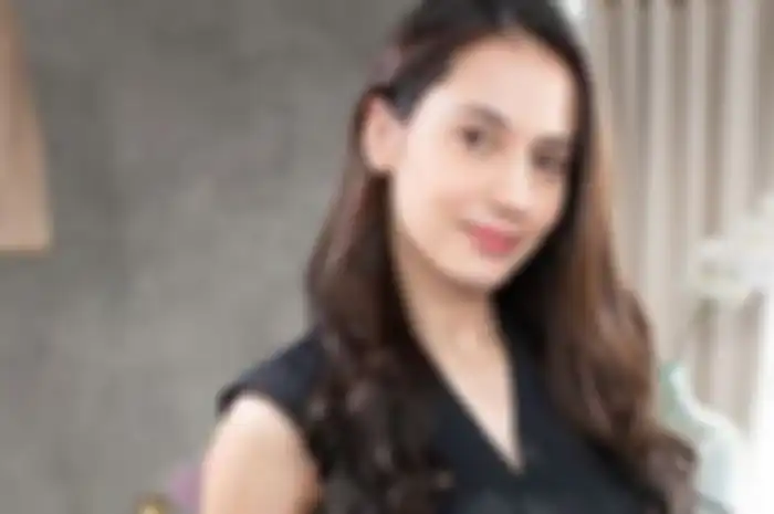 Biodata artis Pevita Pearce
