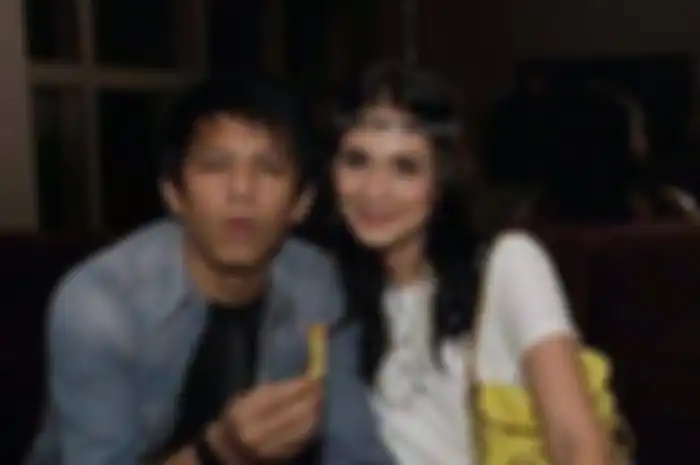 Foto jadul Ariel NOAH dan Luna Maya