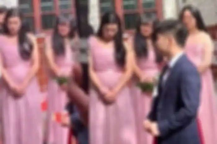 Bridesmaid cantik di pernikahan ini jadi sorotan