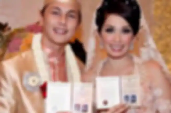Pernikahan Ussy dan Andhika Pratama
