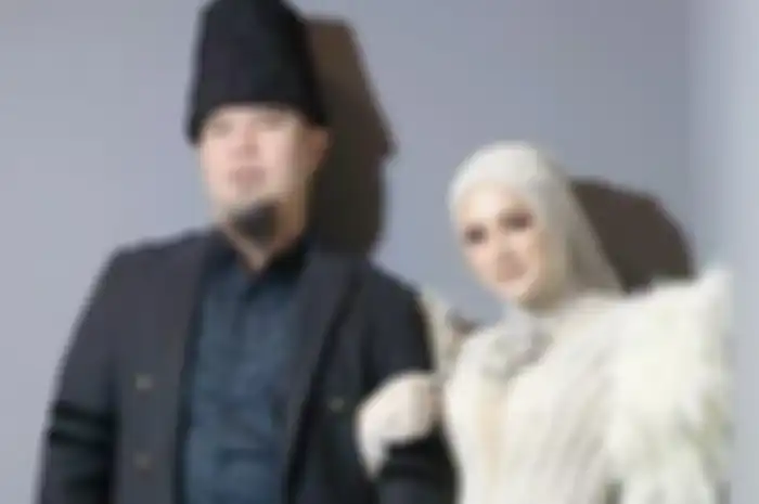  Ahmad Dhani dan Mulan Jameela