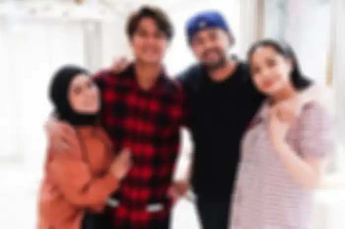 Lesti dan Billar berkunjung ke kediaman Raffi Ahmad dan Nagita Slavina.