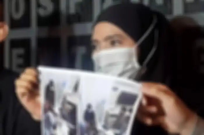 Mansyardin Malik, ayah Taqy Malik, dituding telah melakukan penyimpangan seksual kepada istri siri, Marlina Octoria.