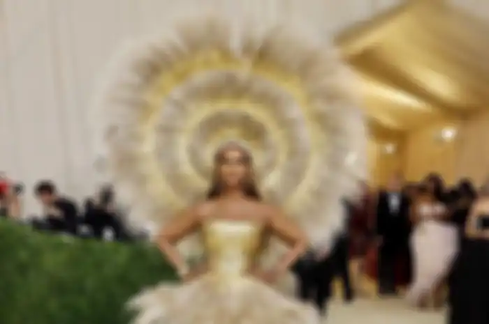 Met Gala 2021 - Iman dengan Gaun Bak Kurungan Ayam