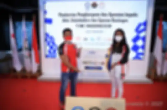 Acara “Pemberian Penghargaan & Apresiasi kepada Atlet, Stakeholder, dan Sponsor Kontingen Indonesia” di Fuction Hall Komite Olimpiade Indonesia, Senayan, Jakarta, Senin 13 September 2021.