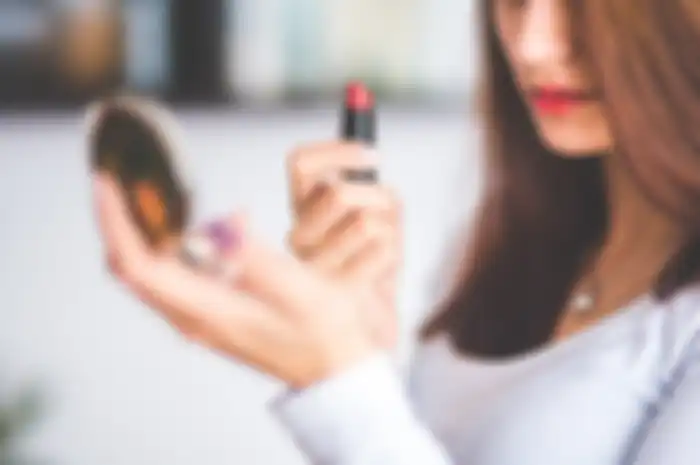Ilustrasi lipstik
