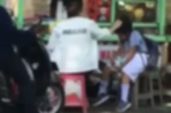 Ibu jambak anak