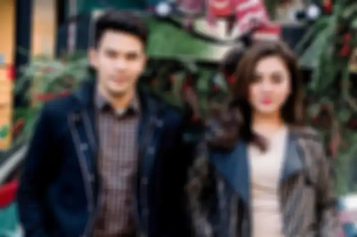 Jonathan Frizzy dan Dhena Devanka