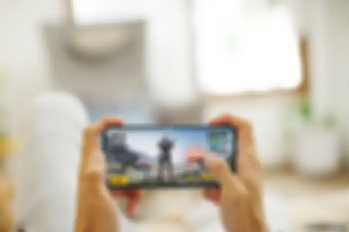 Ilustrasi main game di HP OPPO Reno6