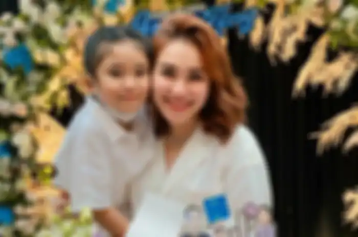 Ayu Ting Ting dan Bilqis Khumairah Razak