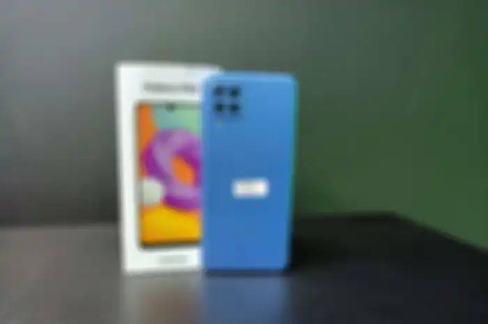 Samsung Galaxy M22, hp terjangkau yang punya baterai besar.