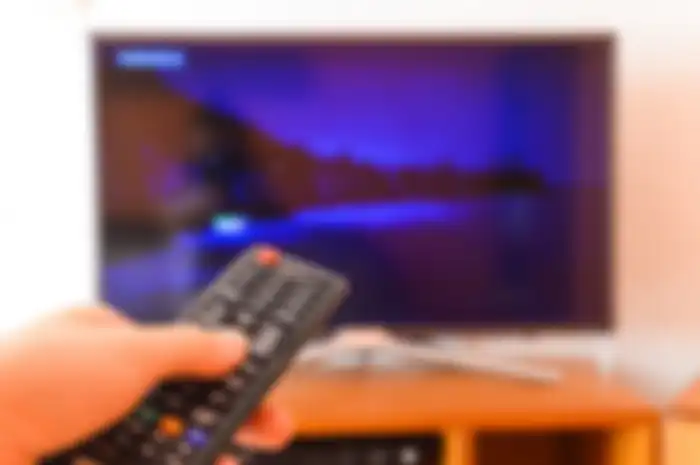 Ilustrasi menonton tayangan TV
