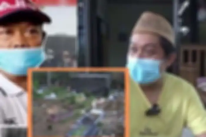 Yoris (kanan) dan ayahnya Yosef (kiri) 