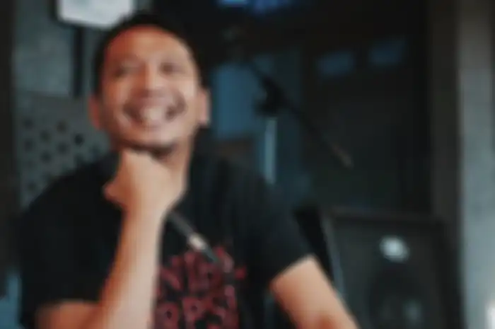 Vokalis Down For Life, Stephanus Adjie