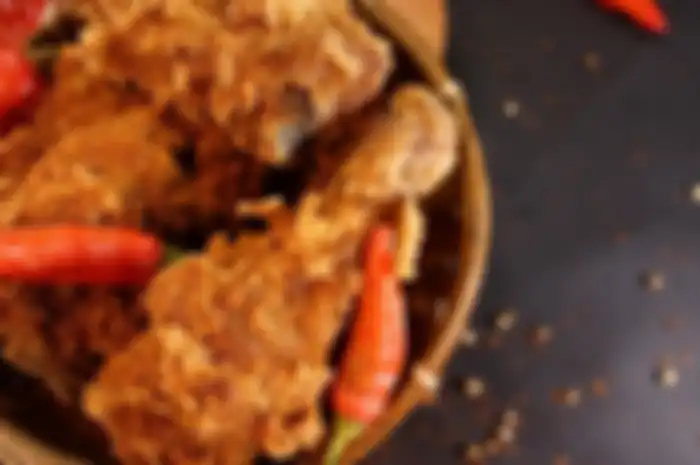makanan yang harus dihindari penderita kanker payudara