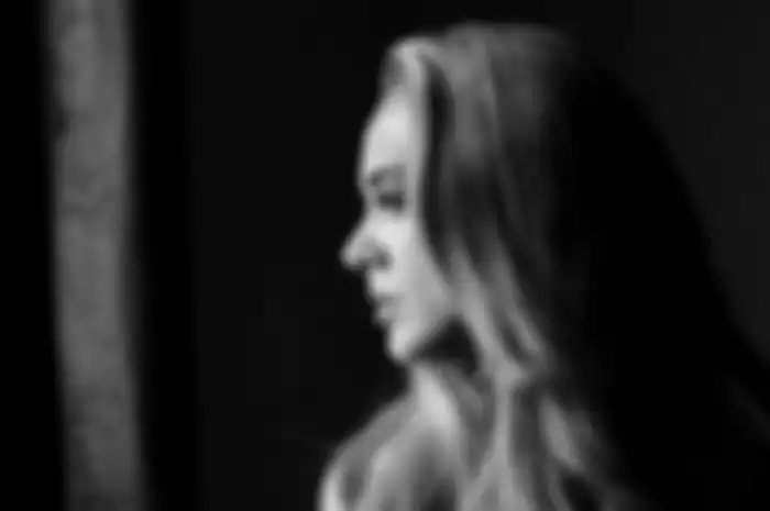 Adele - Easy on Me