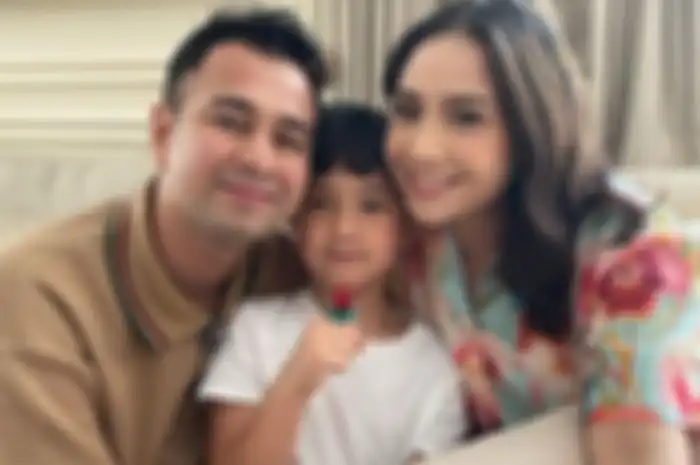 Raffi Ahmad, Rafathar, dan Nagita Slavina  
