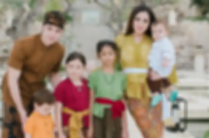 Stefan William dan Celine Evangelista