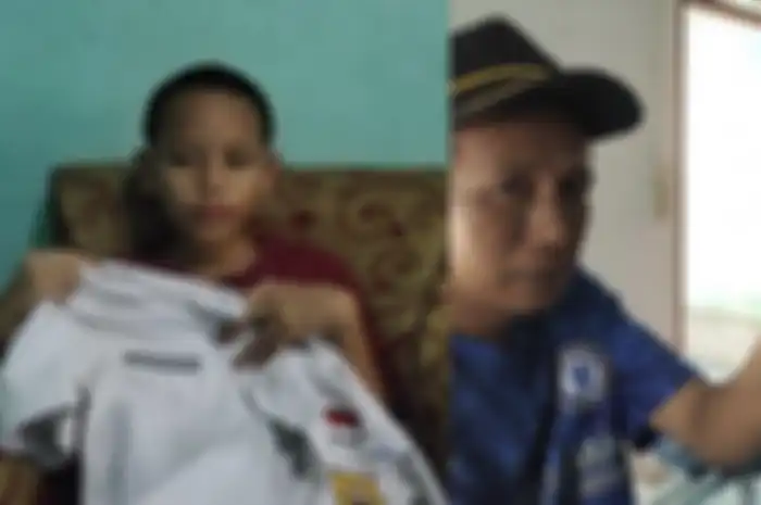 Adebz, pemilik nama unik ABCDEF GHIJK Zuzu.