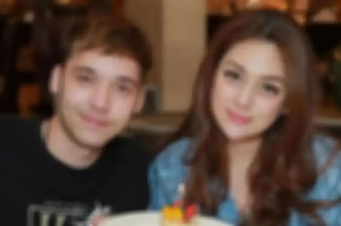 Celine Evangelist dan Stefan William resmi bercerai