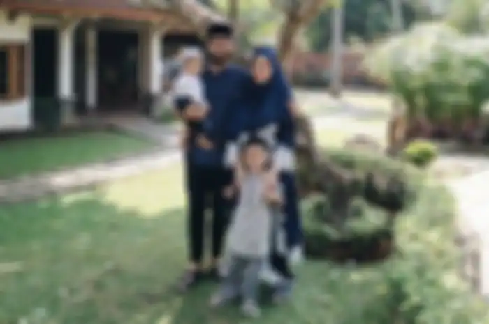 Keluarga Revalina S Temat