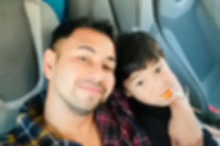 Raffi Ahmad dan Rafathar.