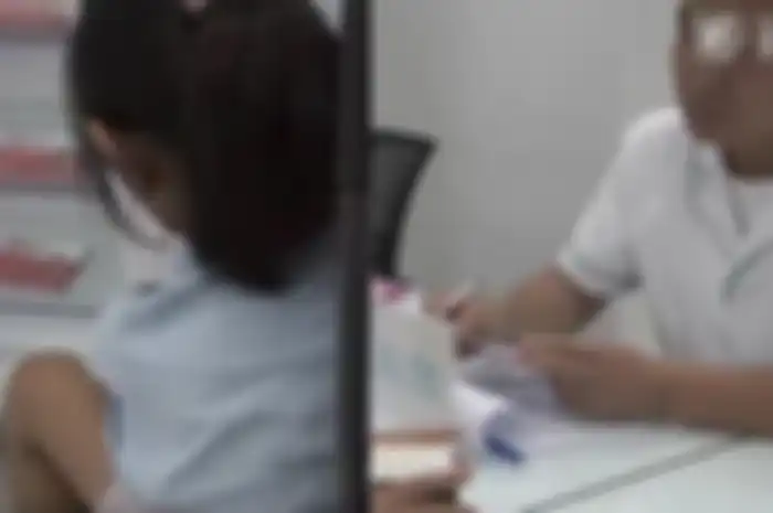 gadis 8 tahun terang-terangan beli obat vitalitas pria di apotek