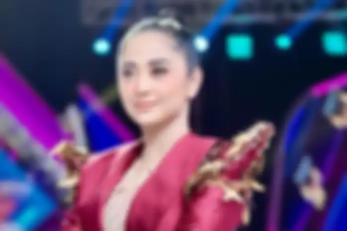 Dewi Perssik