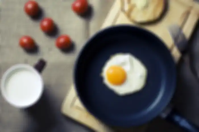 jangan masak telur dengan wajan aluminium
