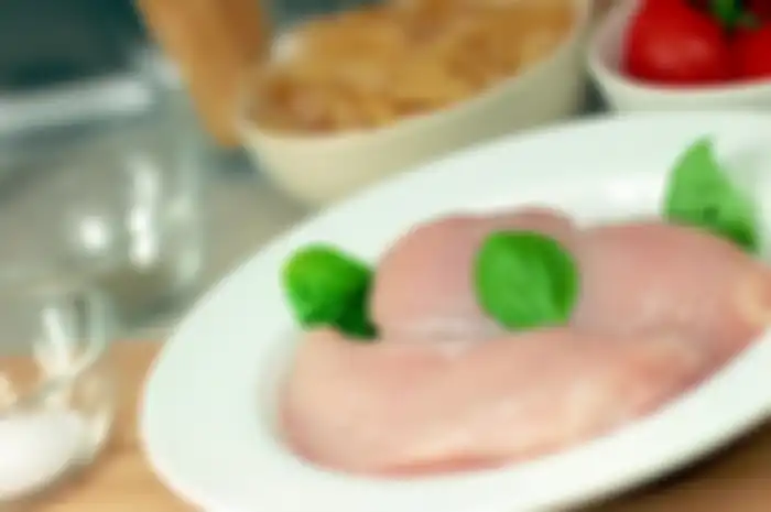 Tiga ciri ini bisa jadi tanda daging ayam sudah tidak segar.