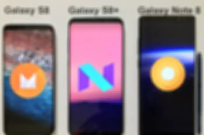 Ilustrasi HP Samsung yang menjalankan berbagai macam OS Android